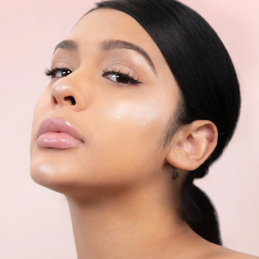 MOIRA Dreamlight Highlighter Balm