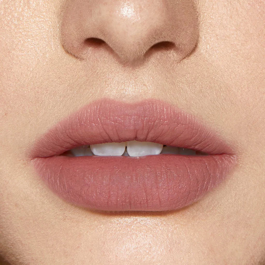 Nabla Beyond Blurry Lipstick