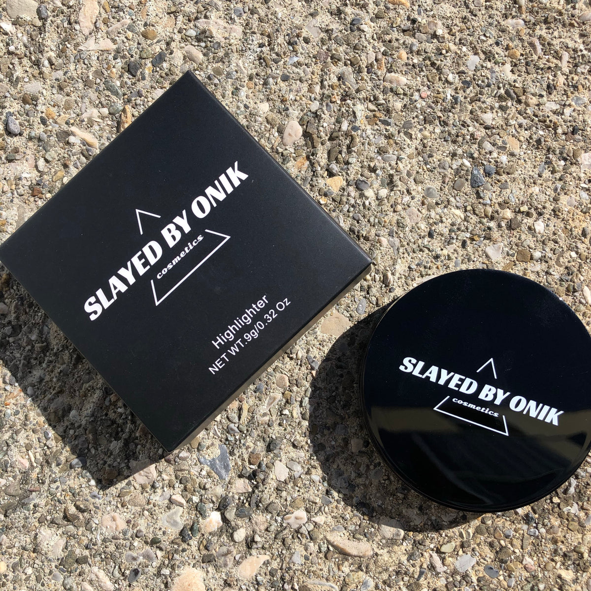 Slayed by Onik Cosmetics Highlighter